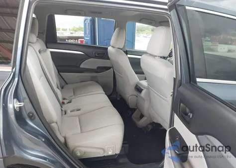 2019 Toyota Highlander Le from USA, damaged, VIN 5TDZARFH3KS052017